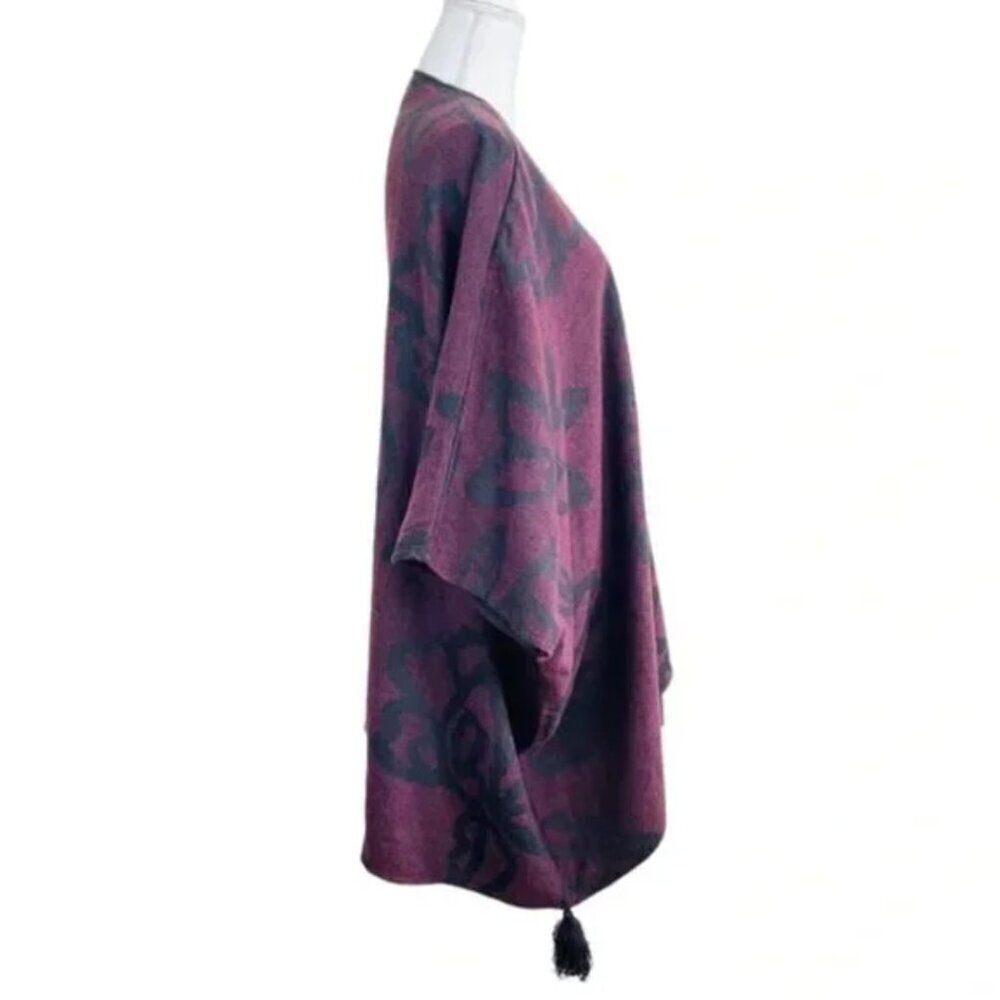 Cleobella Sevigny Capelet Poncho Cap Sweater Burgundy/Black One Size - Picture 11 of 11